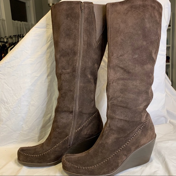 Aerosoles woman’s boots, EUC size 10 - Picture 2 of 9